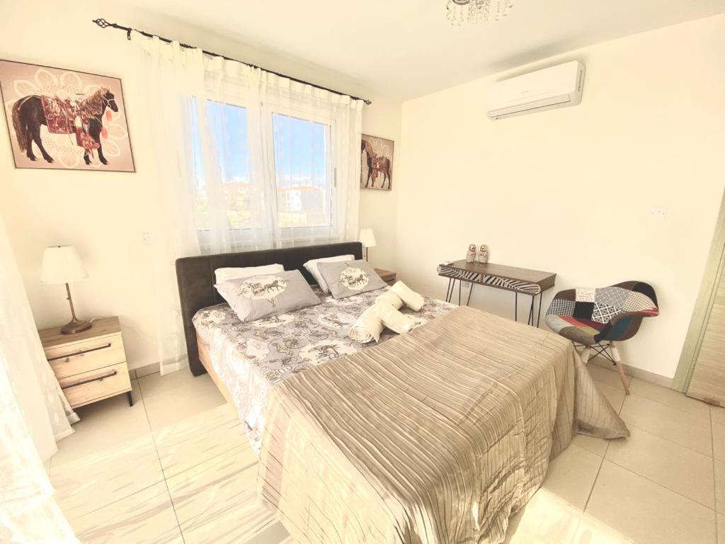 Nissi 3 View Holiday 2 Bedroom Apartment Ayia Napa Bagian luar foto