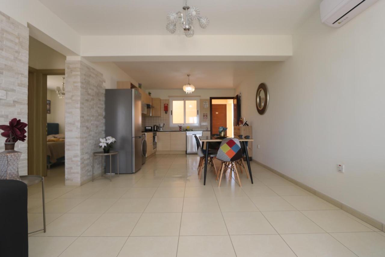 Nissi 3 View Holiday 2 Bedroom Apartment Ayia Napa Bagian luar foto